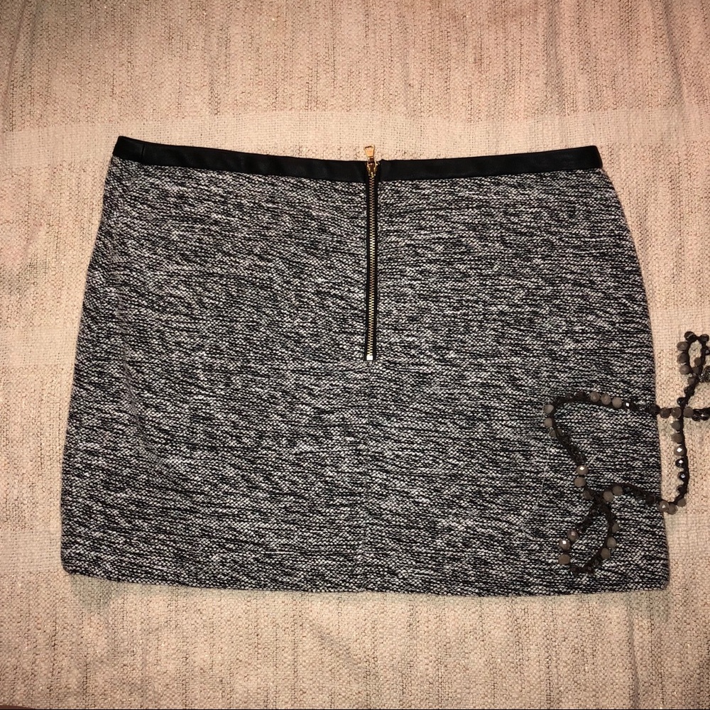 Express Mini skirt - Picture 2 of 4